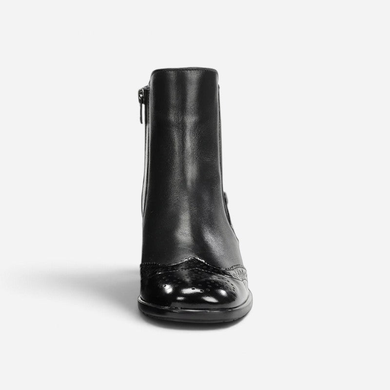 Ikia Boot Black Patent/Leather