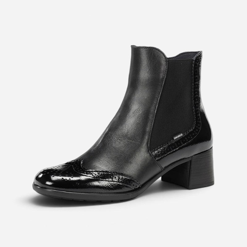 Ikia Boot Black Patent/Leather