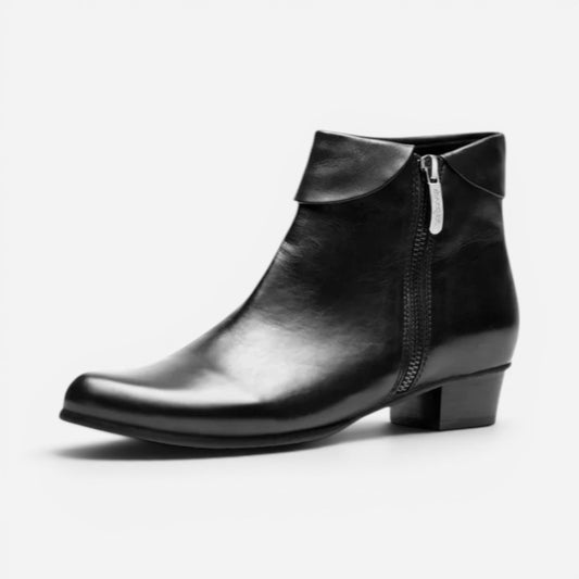 Stefany 03 Black